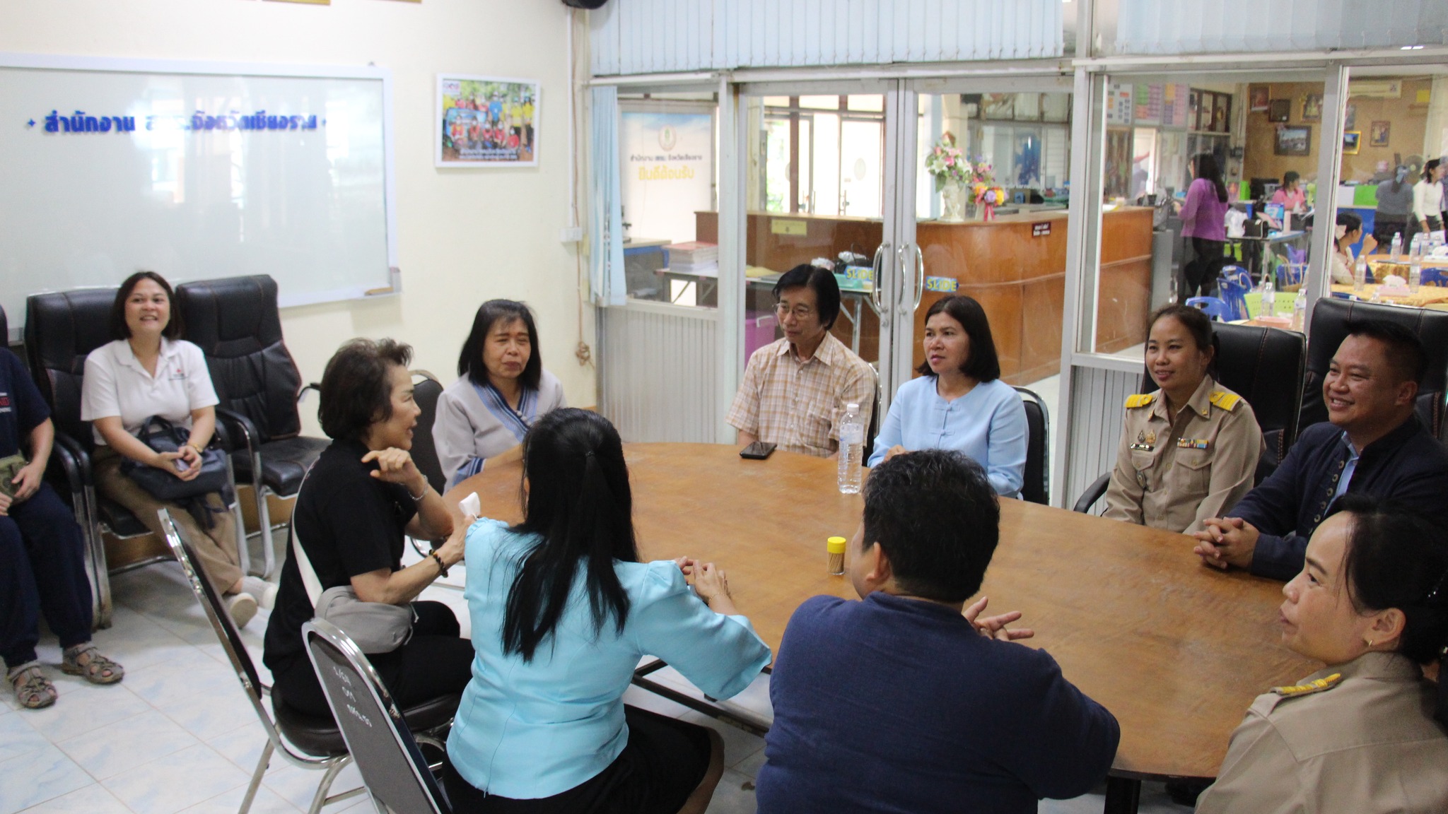 ร่วมประชุมสรุปผลการดำเนินงานกิจกรรมจิตอาสา “ ซ่อม สร้าง ล้างใหม่” ฟื้นฟู สกร.ประจำจังหวัดเชียงราย