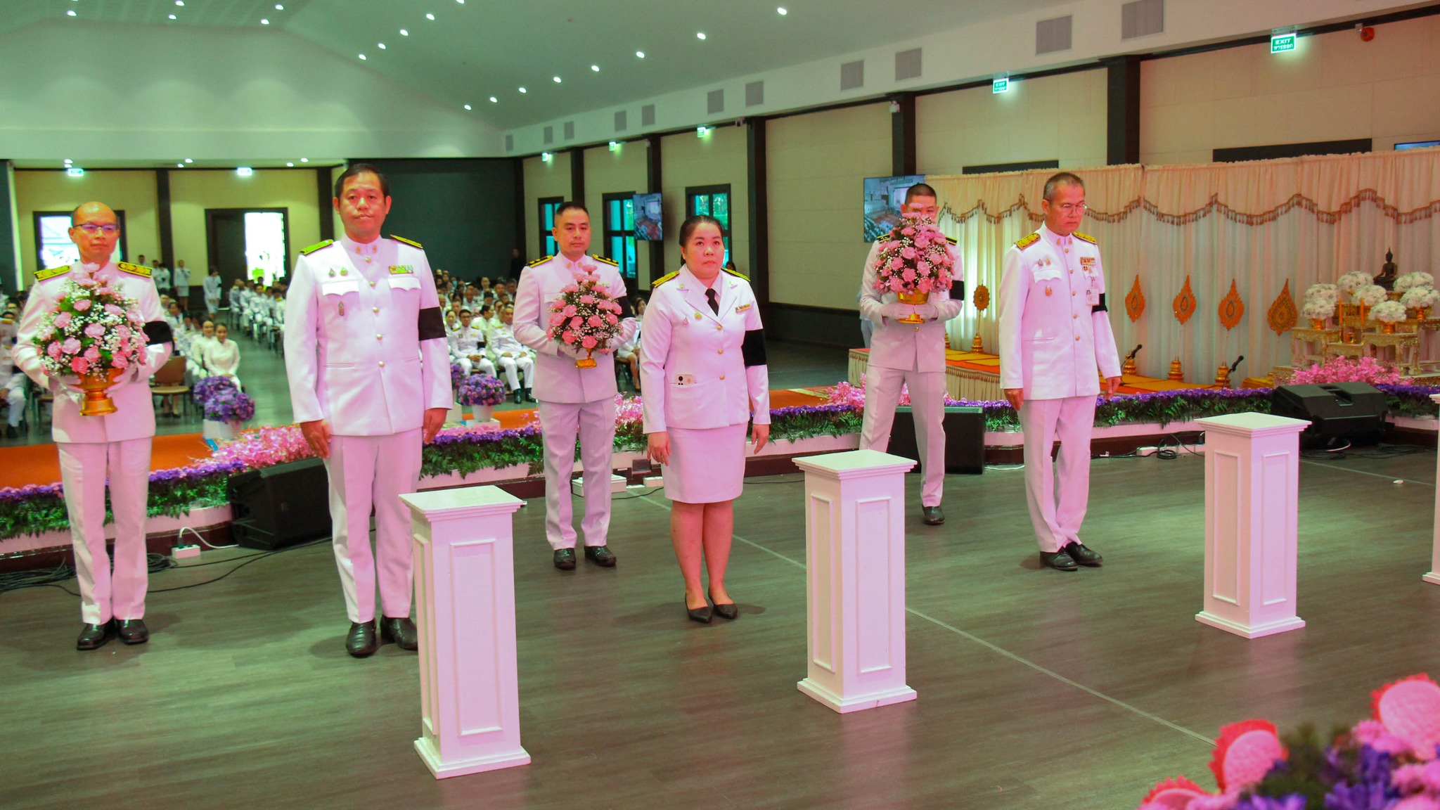 ร่วมพิธีเฉลิมพระเกียรติ พระมหาธีรราชเจ้า