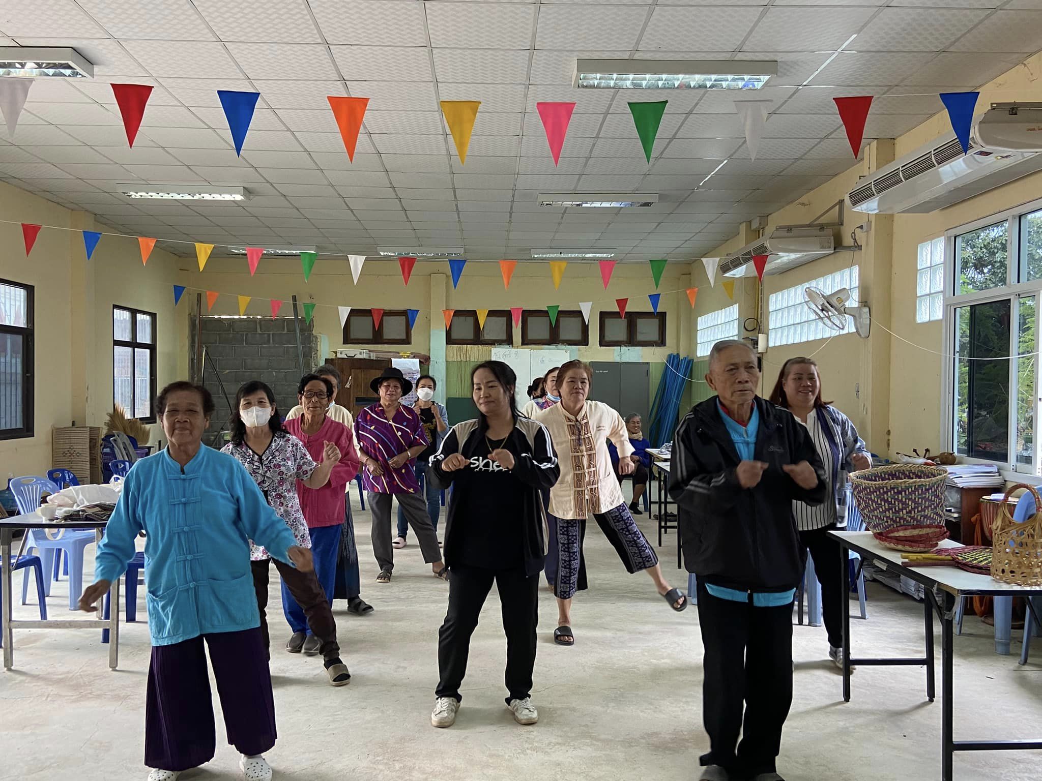 โครงการพัฒนาคุณภาพชีวิตผู้สูงอายุ ณ โรงเรียนผู้สูงอายุตำบลโชคชัย