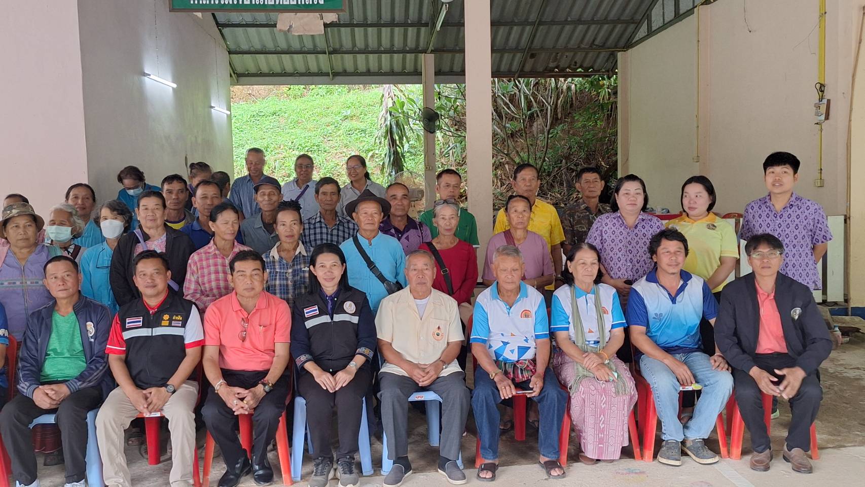 ร่วมพิธีเปิด โรงเรียนผู้สูงอายุตำบลโชคชัย แห่งที่ 2 ณ รพ.สต บ้านดอย ตำบลโชคชัย อำเภอดอยหลวง จังหวัดเชียงราย