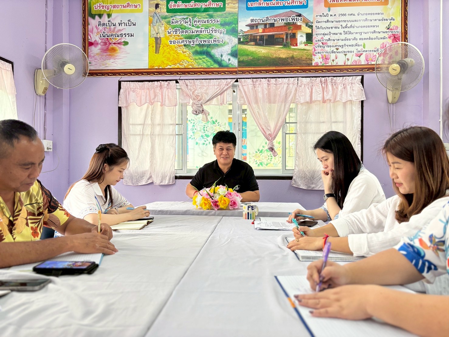 ประชุมคณะครูและบุคลากร สกร.ระดับอำเภอดอยหลวง