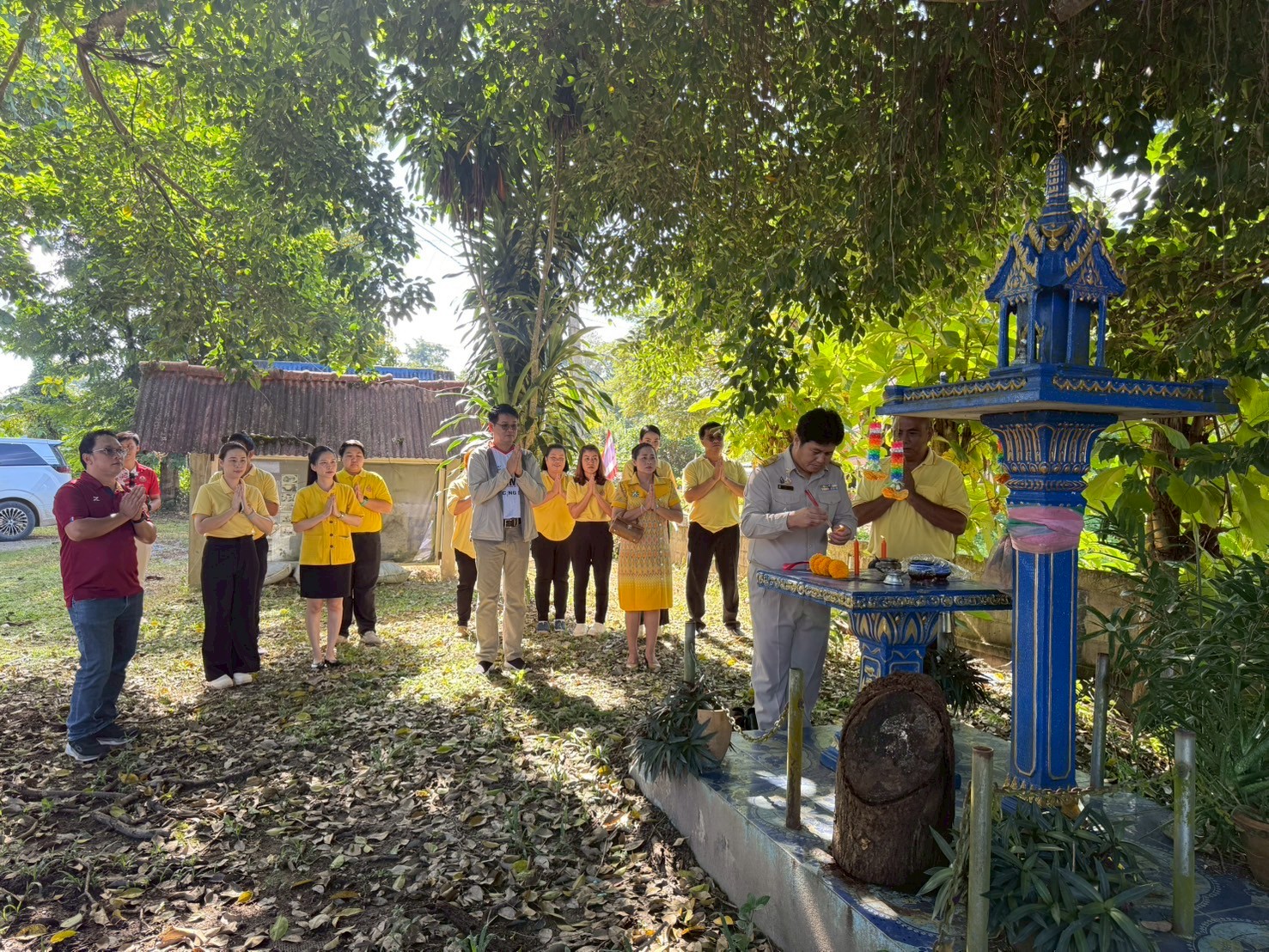 6 ตุลาคม 2568 คณะครูและบุคลากรทางการศึกษาร่วมต้อนรับ นายเจตน์สฤษฎิ์ แสงจันทร์ ผู้อำนวยการ สกร.ระดับอำเภอดอยหลวง