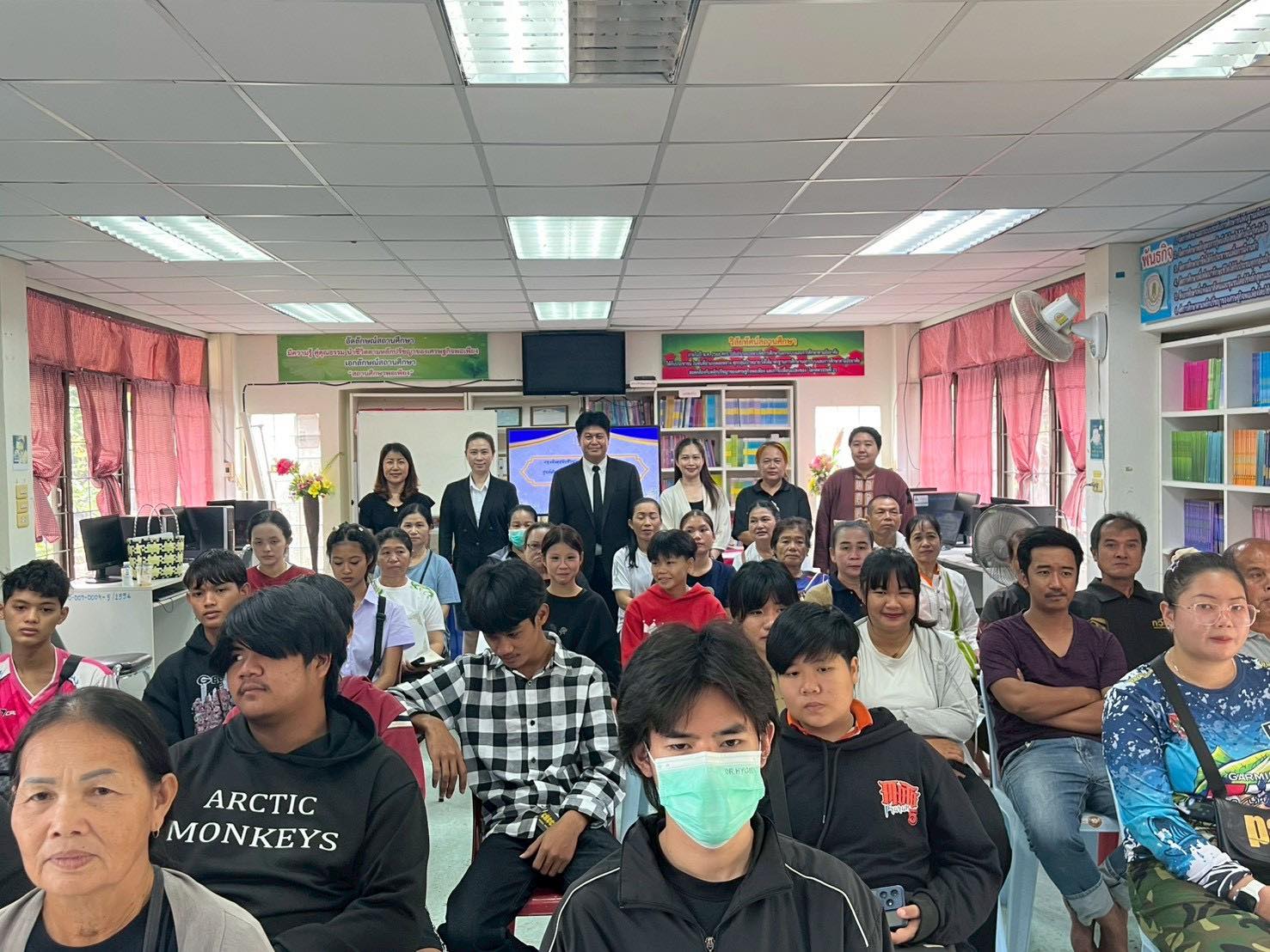 7 พ.ย.2568 ปฐมนิเทศนักศึกษา ภาคเรียนที่ 2 ปีการศึกษา 2568 ณ ศูนย์การเรียนรู้ระดับตำบลปงน้อย