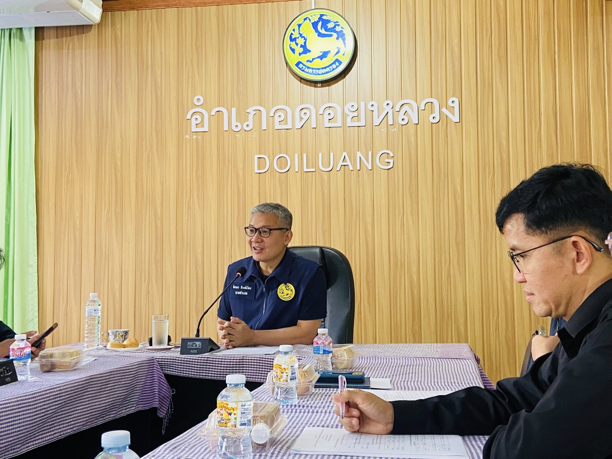 เข้าร่วมประชุมคณะอนุกรรมการกลั่นกรองและติดตามการดำเนินงานกองทุนพัฒนาบทบาทสตรีอำเภอ (อกส.อ.อ.ดอยหลวง) ครั้งที่ 2 /2569 ณ ห้องประชุมที่ว่าการอำเภอดอยหลวง