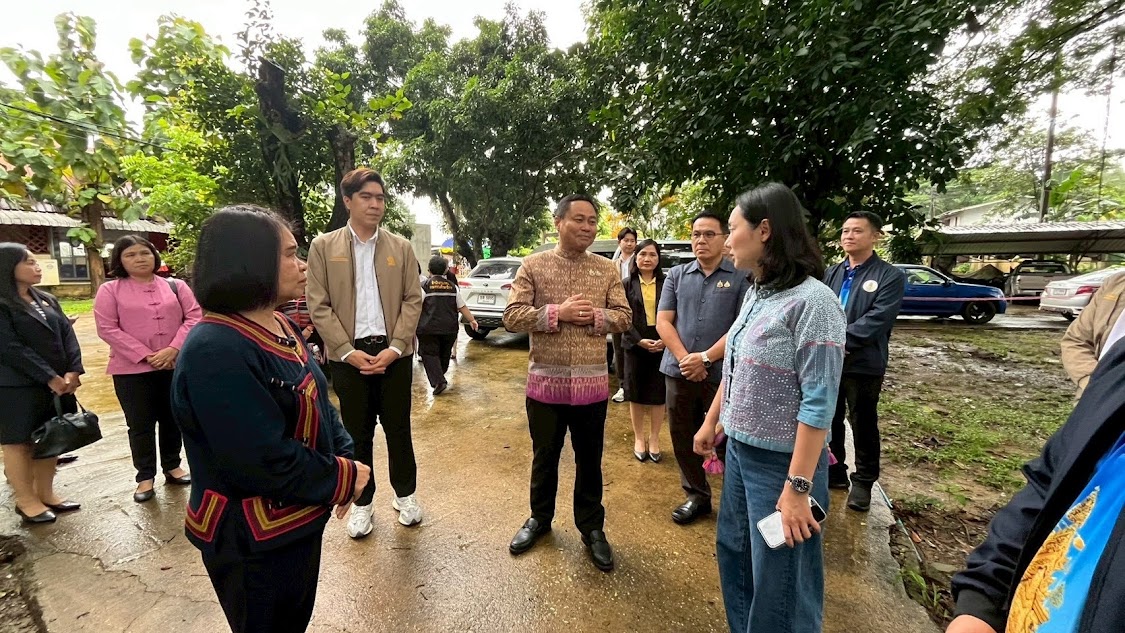 ต้อนรับรัฐมนตรีช่วยว่าการกระทรวงศึกษาธิการ ในการลงพื้นที่ตรวจเยี่ยมหน่วยงานและสถานศึกษาที่ได้รับ