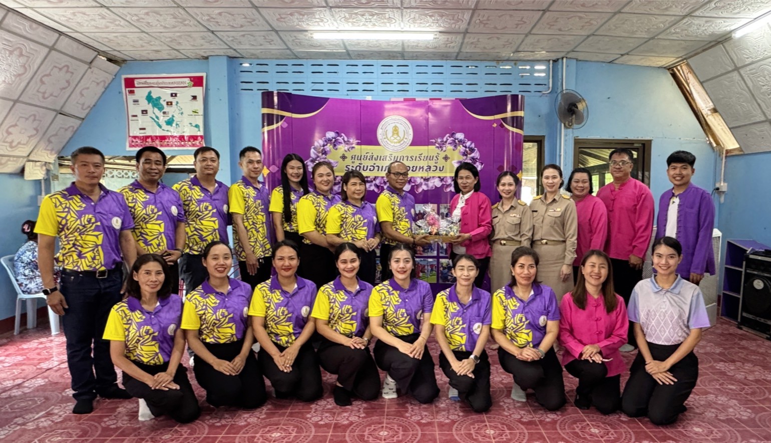 ต้อนรับคณะศึกษาดูงานจาก สกร.ระดับอำเภอแม่อาย จังหวัดเชียงใหม่