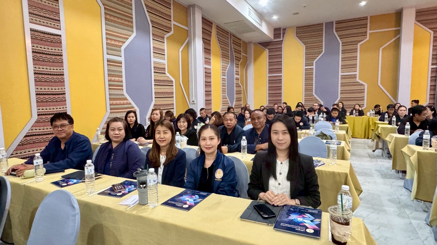 การพัฒนาศักยภาพครูและบุคลากรตามหลักสูตรฝึกอบรม การจัดกิจกรรมการเรียนรู้ความมั่นคงปลอดภัย ทางไซเบอร์